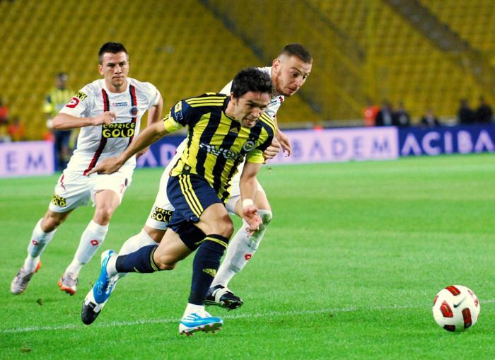 Gökhan Gönül / Fenerbahçe & Galatasaray