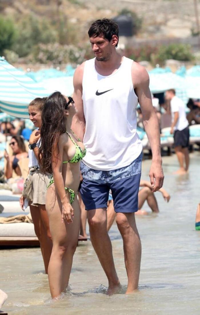 Boban Marjanovic ve sevgilisi tatilde