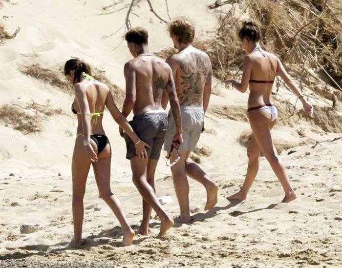 Dele Alli ve sevgilisi Ruby Mae tatile tam gaz devam ediyor