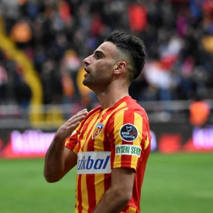 Galatasaraydan son dakika Deniz Türüç hamlesi Fatih Terim devrede