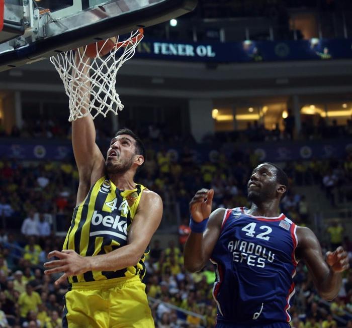 Anadolu Efes - Fenerbahçe Beko serisinde final zamanı