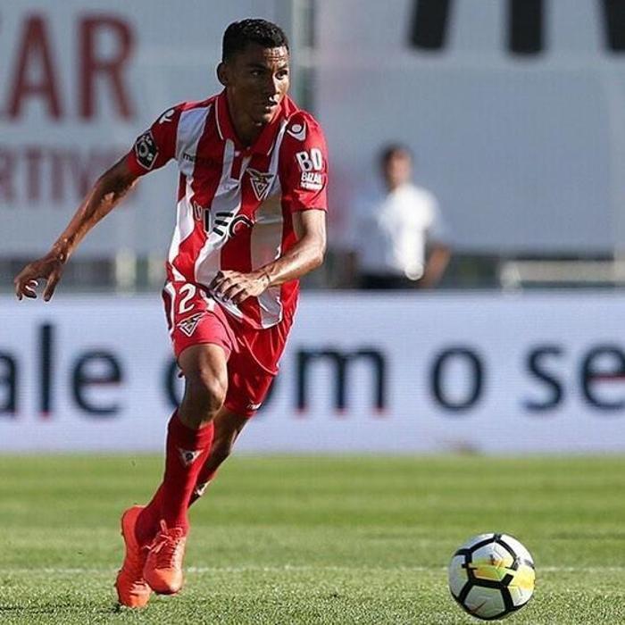 Galatasaraydan Guga ve Claudio Falcao bombası