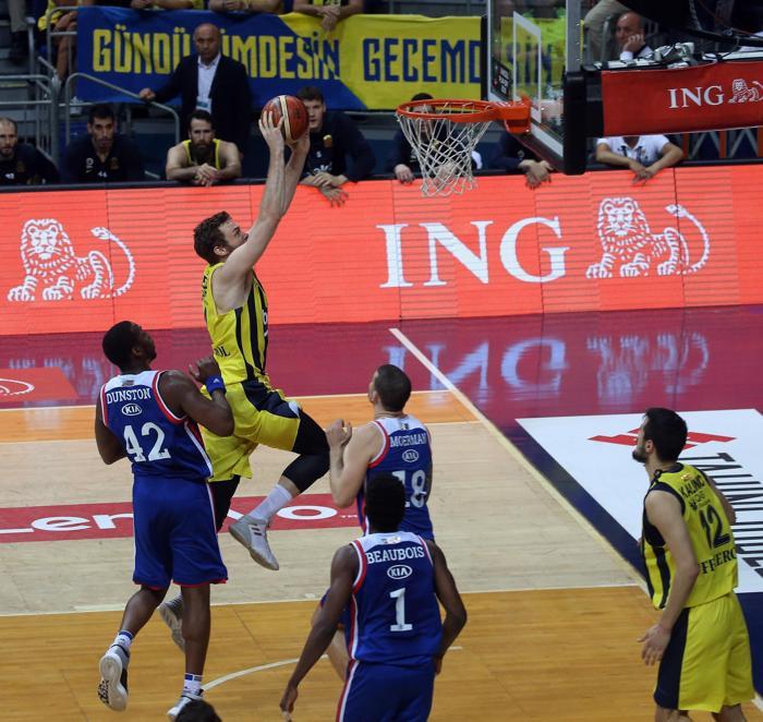 Anadolu Efes - Fenerbahçe Beko serisinde final zamanı