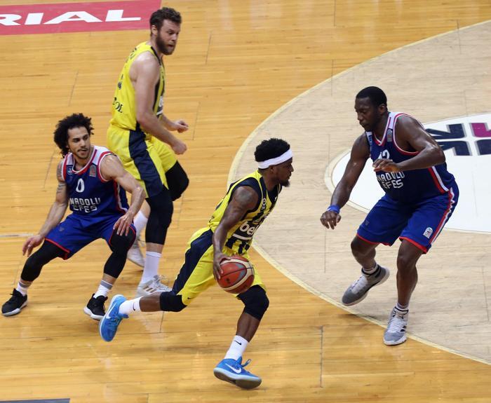 Anadolu Efes - Fenerbahçe Beko serisinde final zamanı