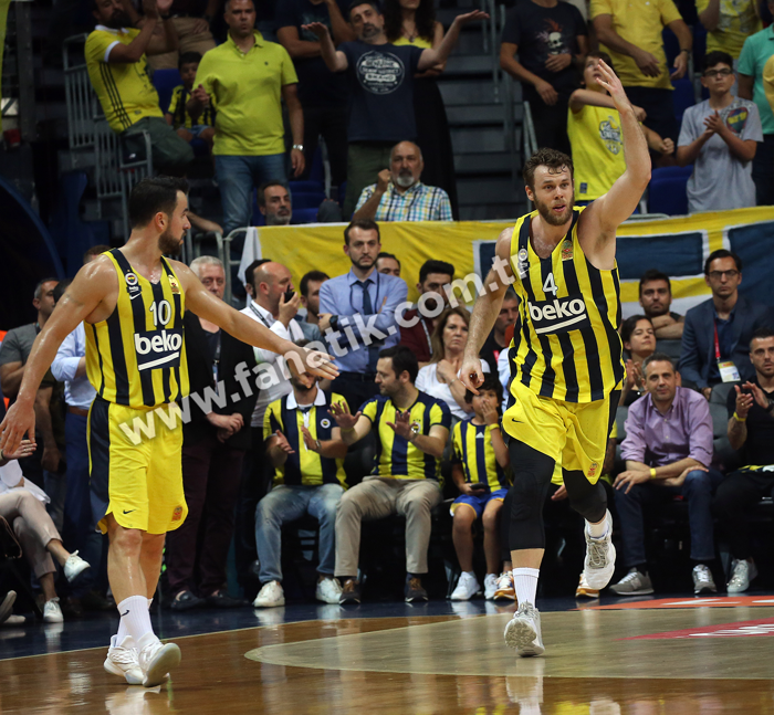 Üç sayılık basketler farkı belirledi