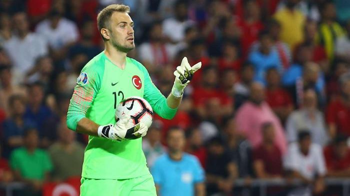 Fenerbahçe ile Başakşehir arasında transfer pazarlığı