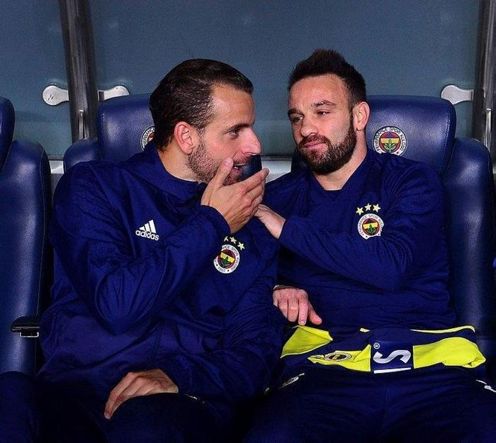 Fenerbahçede kriz büyüyor Ödemeler yapılamadı, FIFAya gidiyorlar...