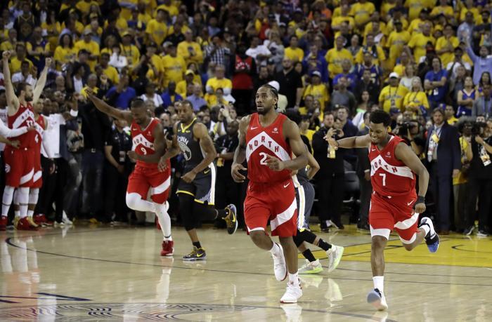 Toronto Raptorstan tarihi başarı