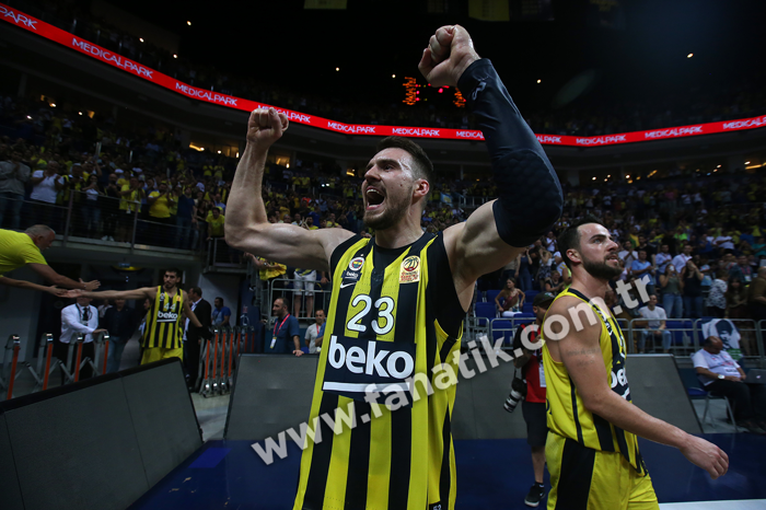 Kenardan gelen Guduric’den 21 sayı
