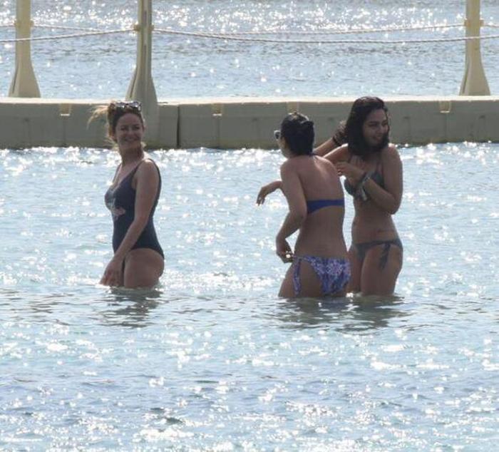 Oğuzhan Özyakupun kardeşi Şermin, Melisa Aslı Pamukla tatile çıktı