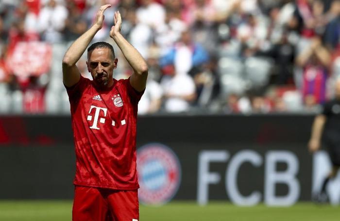 Frank Ribery geleceği ile ilgili kararını verdi Galatasaray...