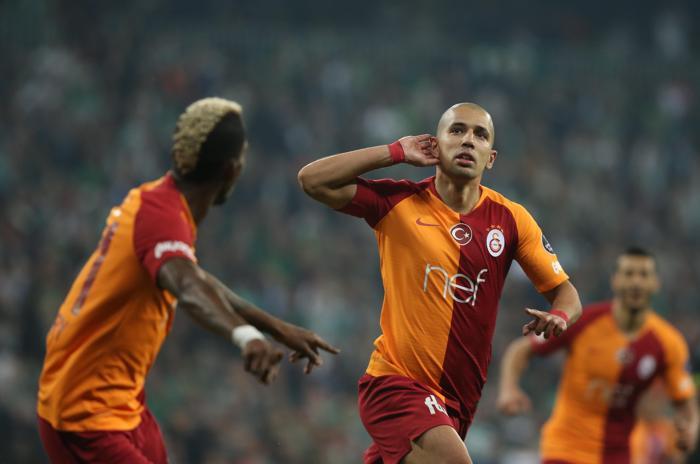 Galatasarayda transfer bombaları patlıyor İki yıldız...