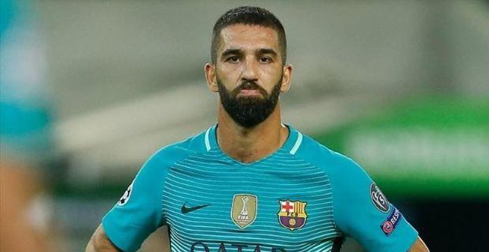 Galatasaray bombayı patlatıyor Arda Turan...