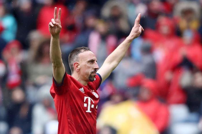 Transferde son dakika... Franck Ribery Galatasaraya haber gönderdi