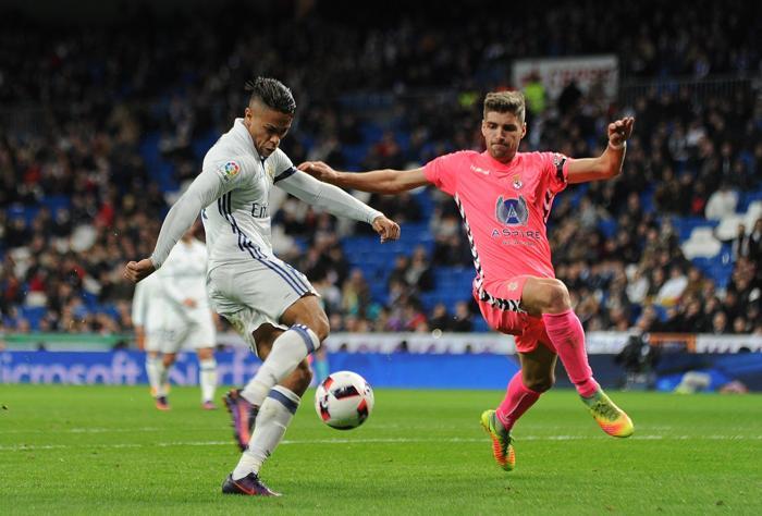 Fenerbahçede son dakika transfer gelişmesi Real Madridden sürpriz golcü