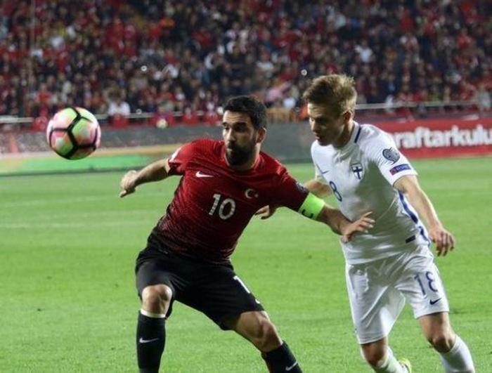 Galatasaray bombayı patlatıyor Arda Turan...