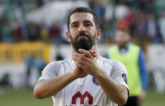 Galatasaray bombayı patlatıyor Arda Turan...