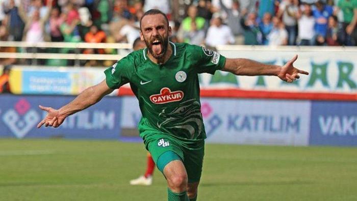 Vedat Muriqi - Forvet - Çaykur Rizespor