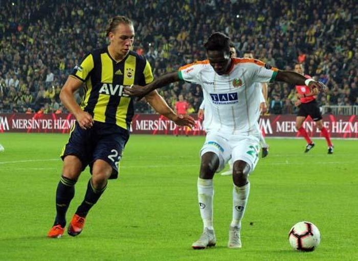 Fenerbahçede çıkmaz sokak 42.3 milyon TL çöpe gitti