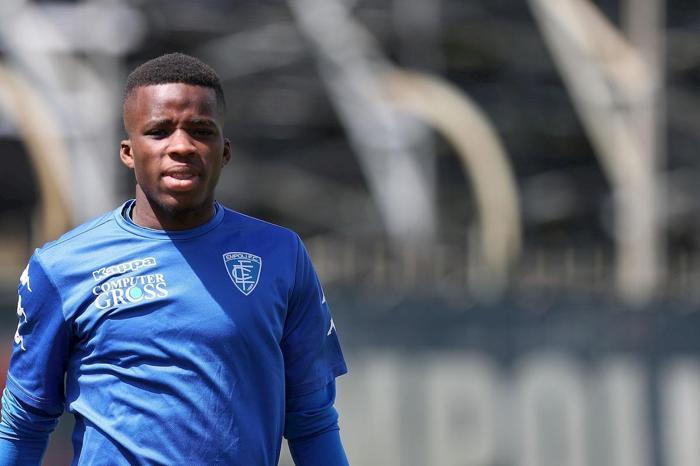 Galatasaraydan sürpriz transfer operasyonu Bennacer ve Traore...