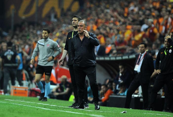 Galatasarayda Diagne ve Belhanda depremi Ayrılık zirvesi...