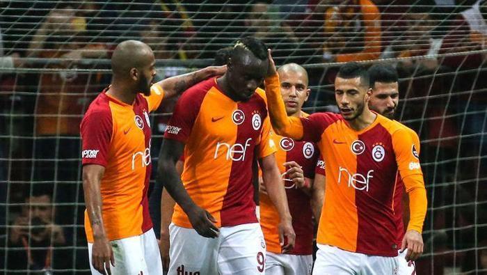 Galatasarayda Diagne ve Belhanda depremi Ayrılık zirvesi...
