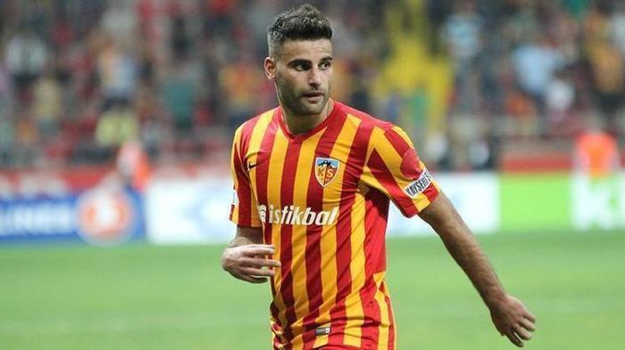 Deniz Türüç - Orta Saha - Kayserispor