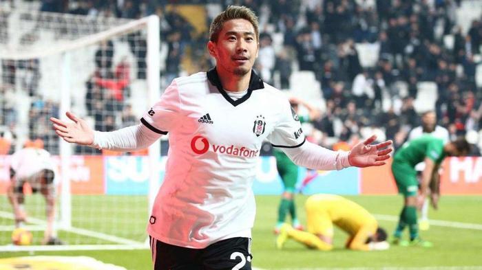 Guti, Shinji Kagawayı ikna etti