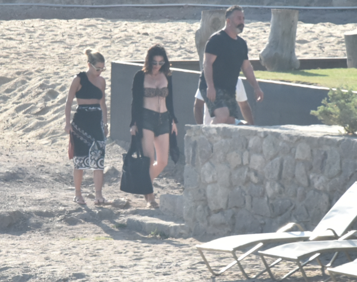 Cem Yılmaz ve Defne Samyeli Bodrum sezonunu açtı