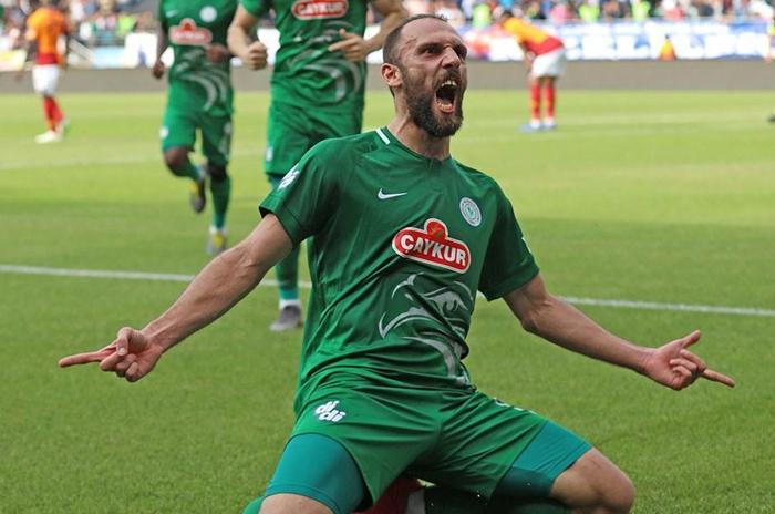 Fenerbahçe forvet transferi için gaza bastı İşte son durum...