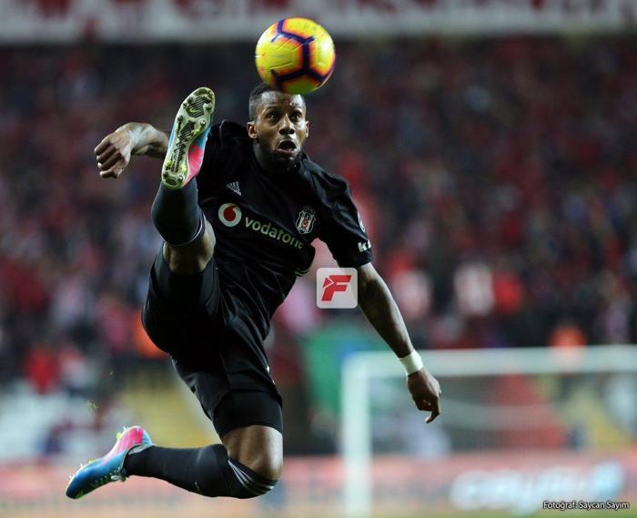 Beşiktaşlı Jeremain Lenste son dakika Canlı yayında transfer açıklaması...