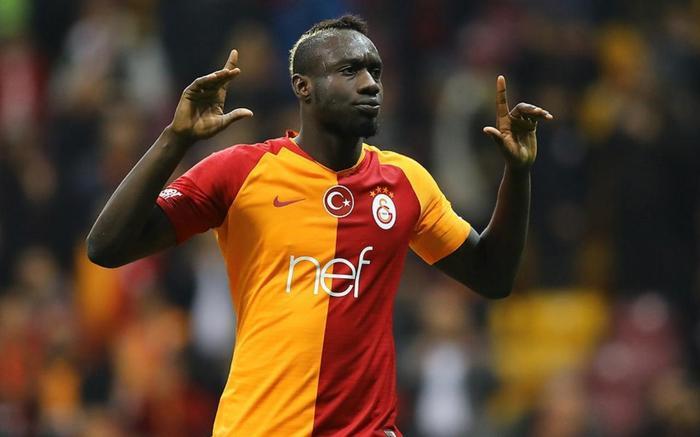 FLAŞ Galatasaray Vedat Muriç için teklifini yükseltti