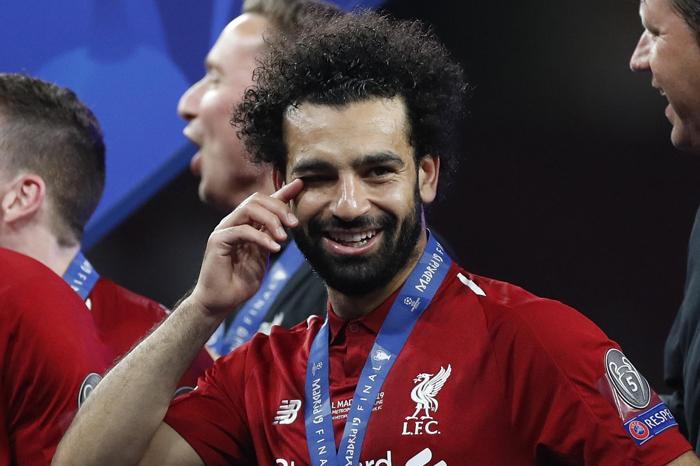 Liverpool şampiyon oldu Jürgen Klopp ve Salah gözyaşlarına hakim olamadı