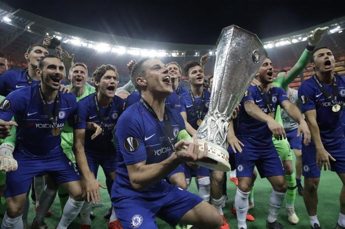 Avrupa Liginin en büyüğü Chelsea kupasını aldı