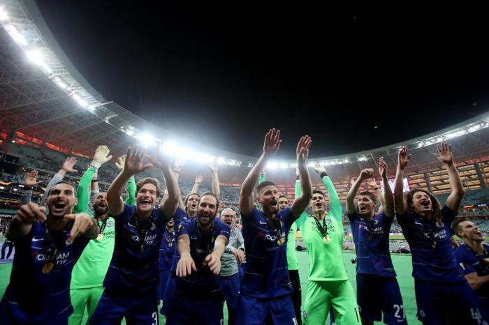 Avrupa Liginin en büyüğü Chelsea kupasını aldı