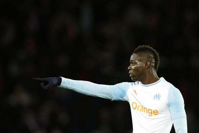 Mario Balotelli, Fenerbahçeye müjdeyi verdi Resmen açıkladı...