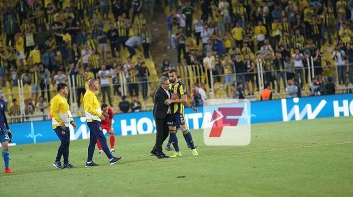 Kadıköyde olay Mehmet Topal gerilimi...
