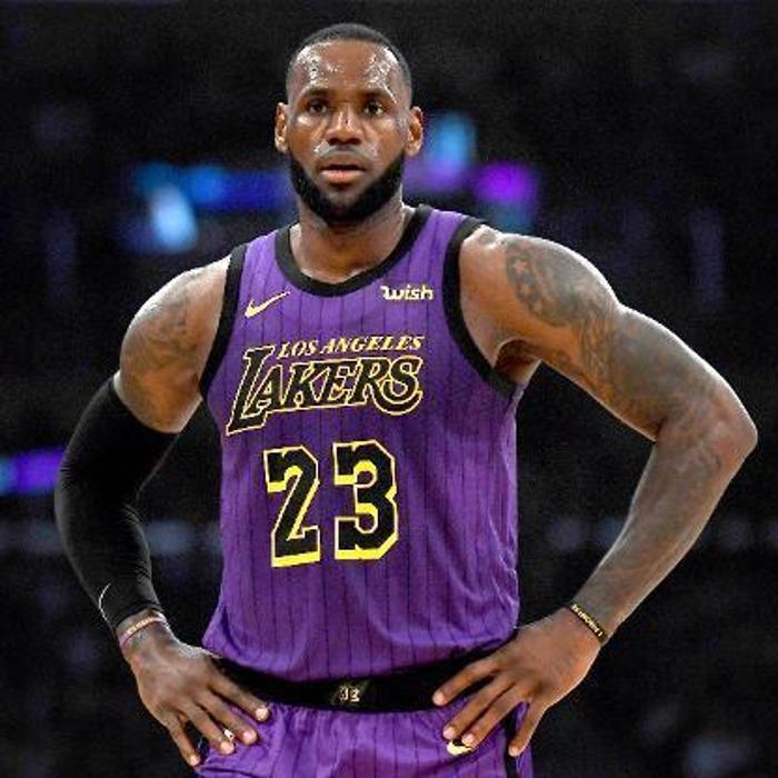 8 LeBron James 89 milyon dolar