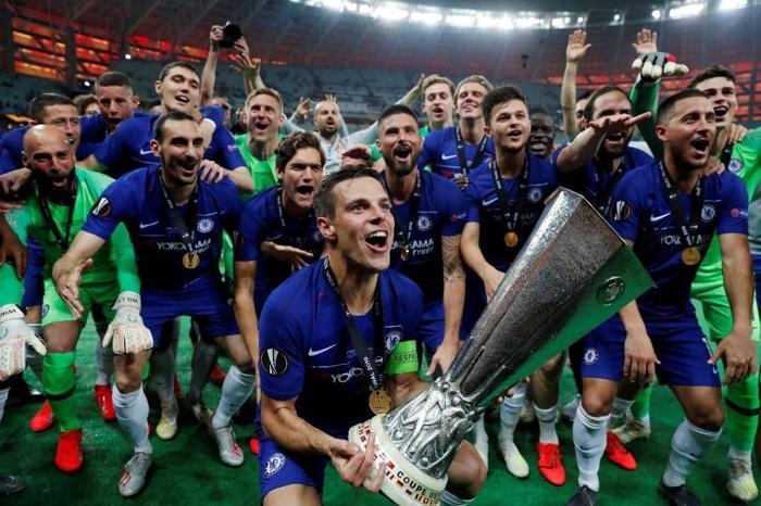 Avrupa Liginin en büyüğü Chelsea kupasını aldı