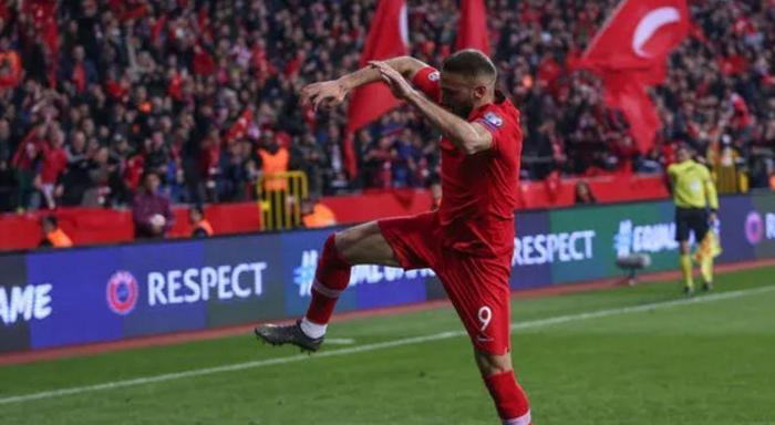 Beşiktaş Andre Schürrle transferi için girişimlere başlıyor