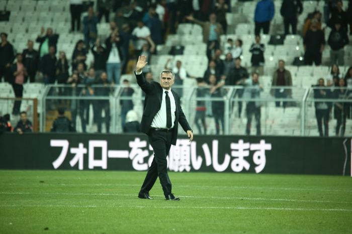 Vodafone Parkta Şenol Güneşten veda 3lüsü