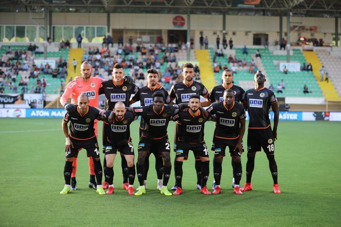 11 - Alanyaspor - 43 puan / -10 averaj