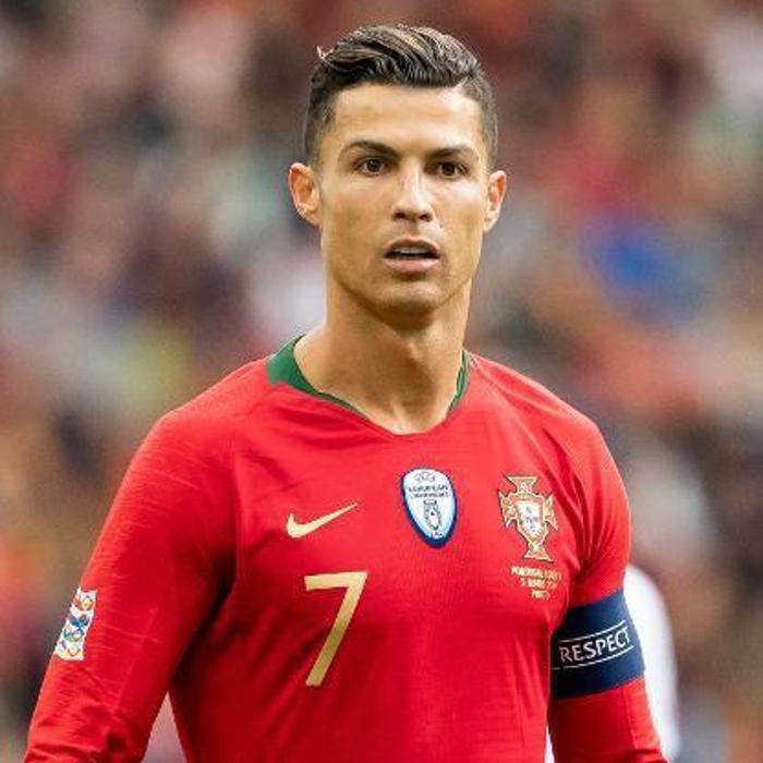2 Cristiano Ronaldo 109 milyon dolar