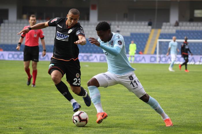 Damien Comolliden Başakşehir sürprizi Kimin için geldi
