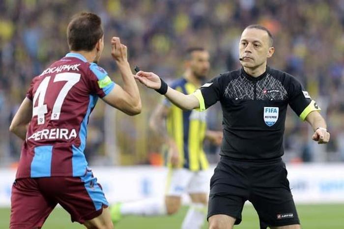 Gerçek ortaya çıktı Cüneyt Çakır derbide neden görev almadı