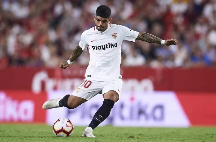 Arsenal istedi Galatasaray Ever Banega transferini bitiriyor