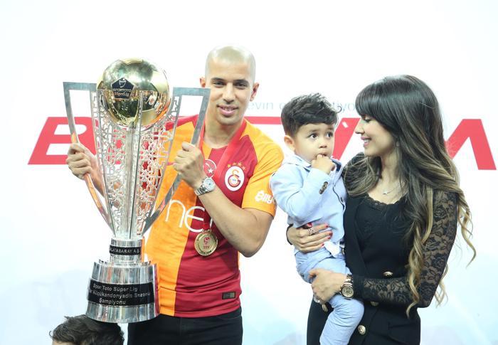 Fatih Terim ve futbolcuları ayakta alkışlandı Muhteşem geceden kareler