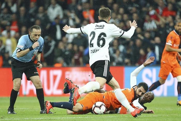 Dorukhan Toköze Ajaxtan 7 milyon Euro