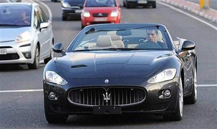 Cristiano Ronaldo çıldırmış olmalı; İşte otomobil koleksiyonu
