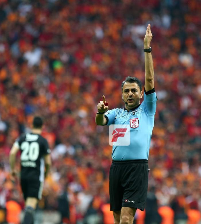 Galatasaray - Beşiktaş derbisinden ekrana yansımayanlar